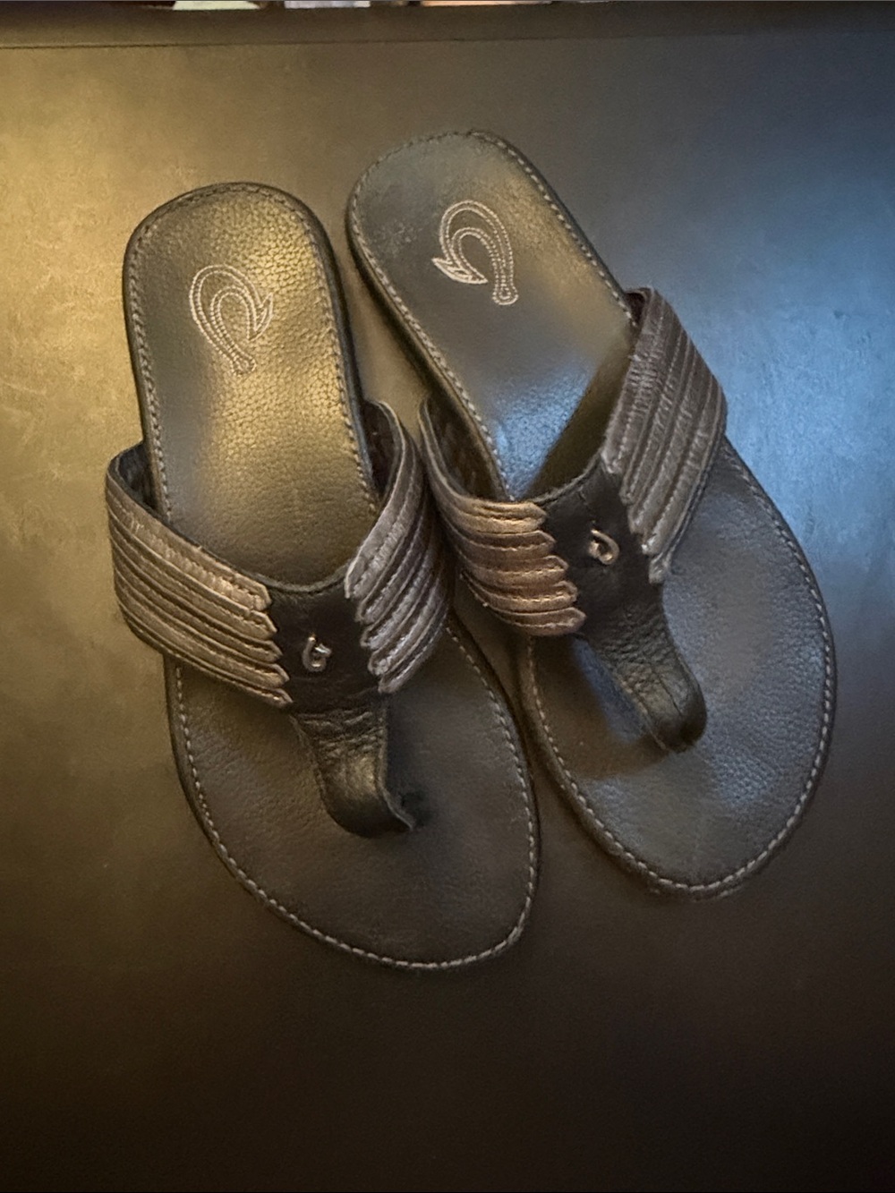 OluKai Brown Leather Thong Sandals